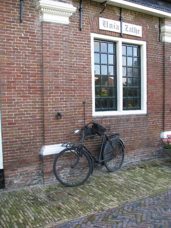 Unia Zathe Bed & Breakfast Ee Bagian luar foto