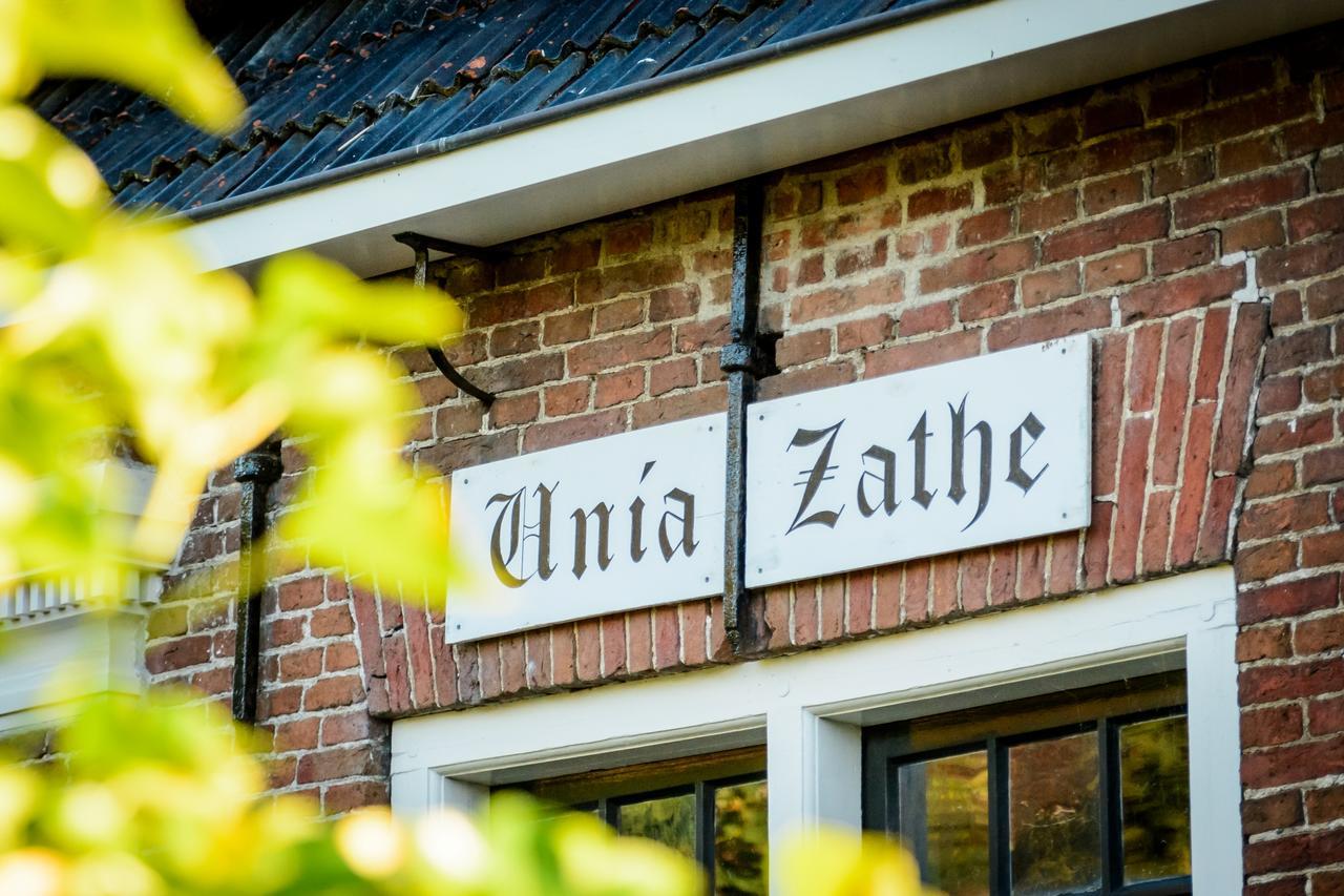 Unia Zathe Bed & Breakfast Ee Bagian luar foto