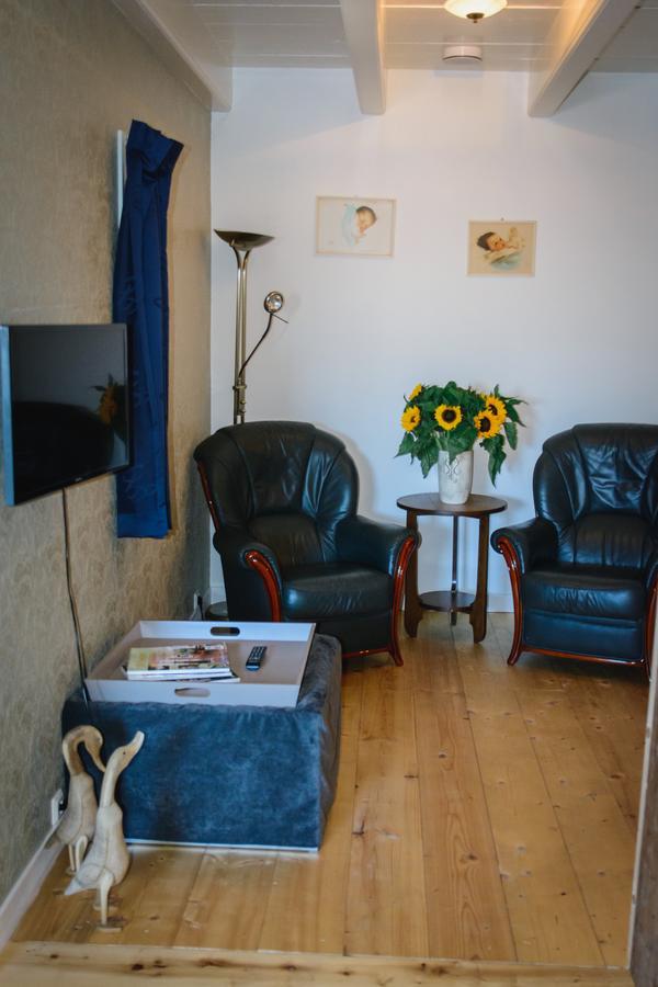 Unia Zathe Bed & Breakfast Ee Bagian luar foto